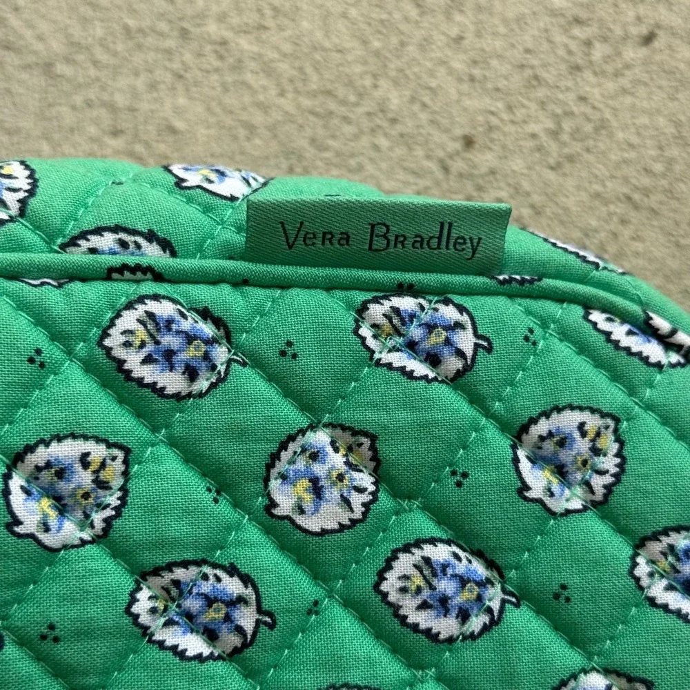Vera Bradley Green Floral Paisley Quilted Cotton Shoulder Bag Women's OS